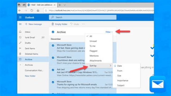 How do I format an email in Outlook 2016?