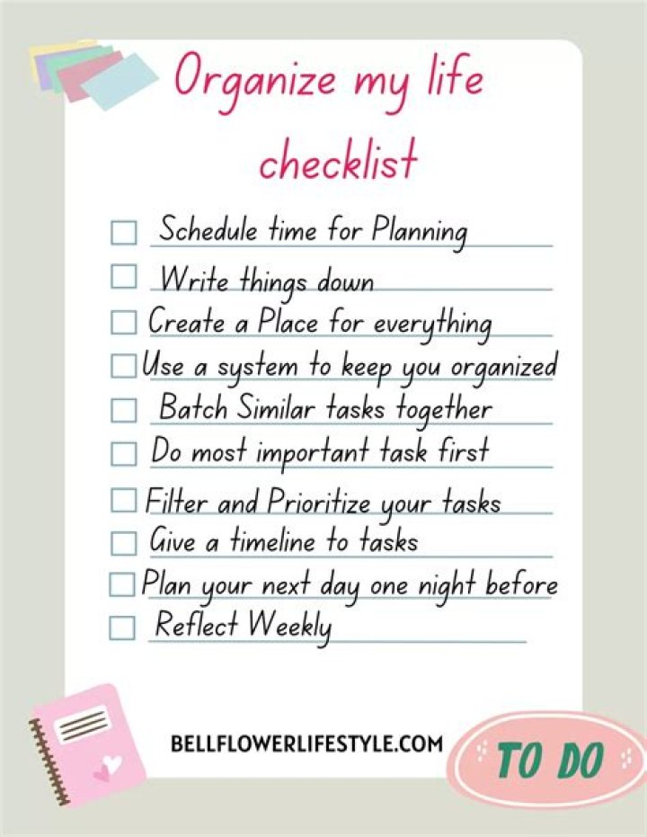 How do you organize a hutch?