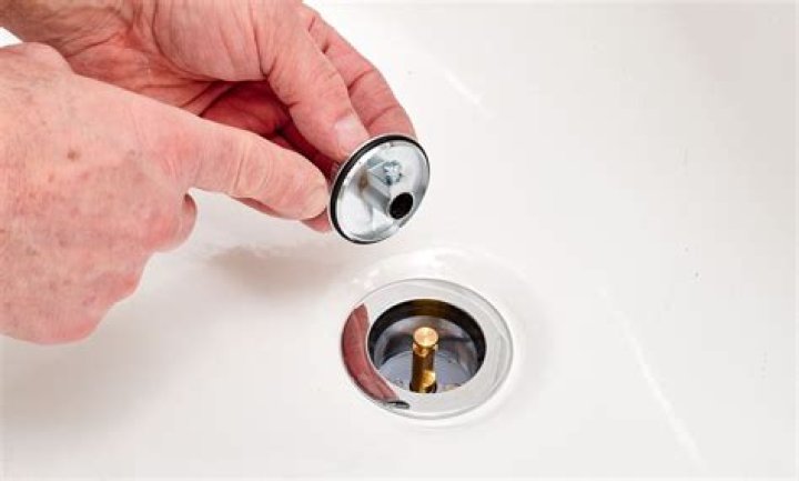 How do you remove a square pipe plug?