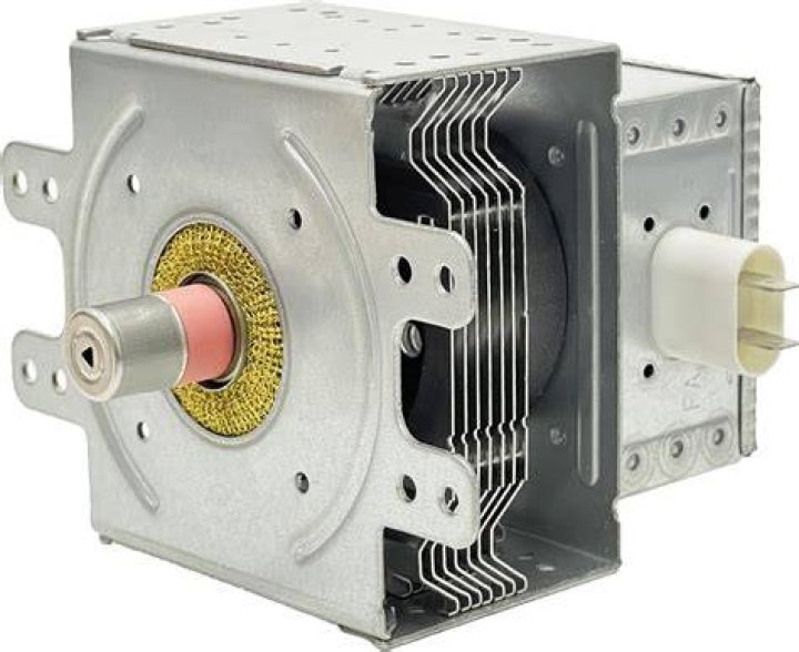 Is a microwave magnetron dangerous?